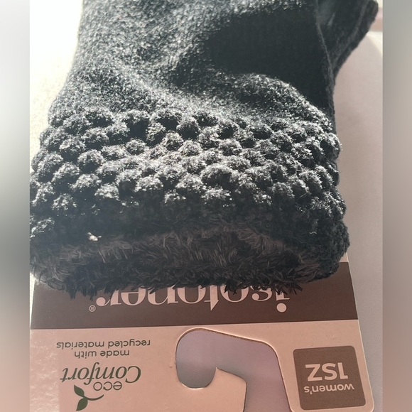 NEW- Isotoner 1 size Smart touch gloves - Picture 3 of 6
